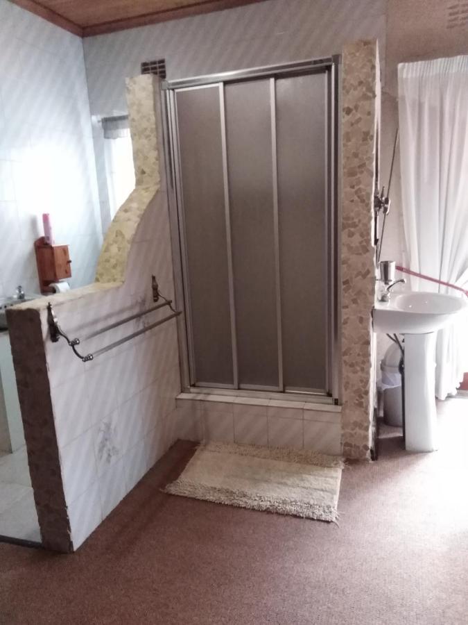 Khokha Moya Guesthouse Ermelo Eksteriør bilde