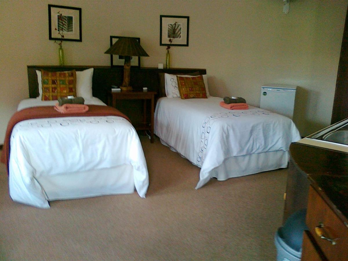 Khokha Moya Guesthouse Ermelo Eksteriør bilde