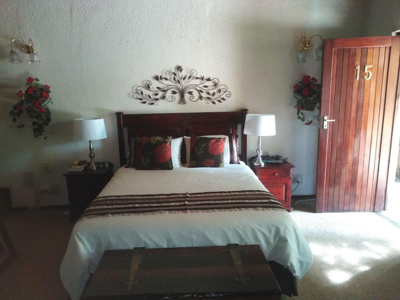Khokha Moya Guesthouse Ermelo Eksteriør bilde