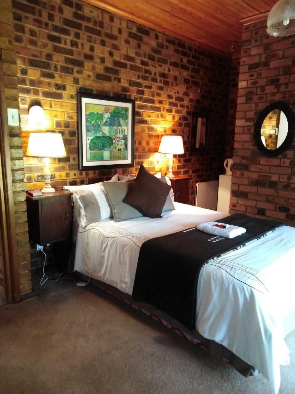 Khokha Moya Guesthouse Ermelo Eksteriør bilde