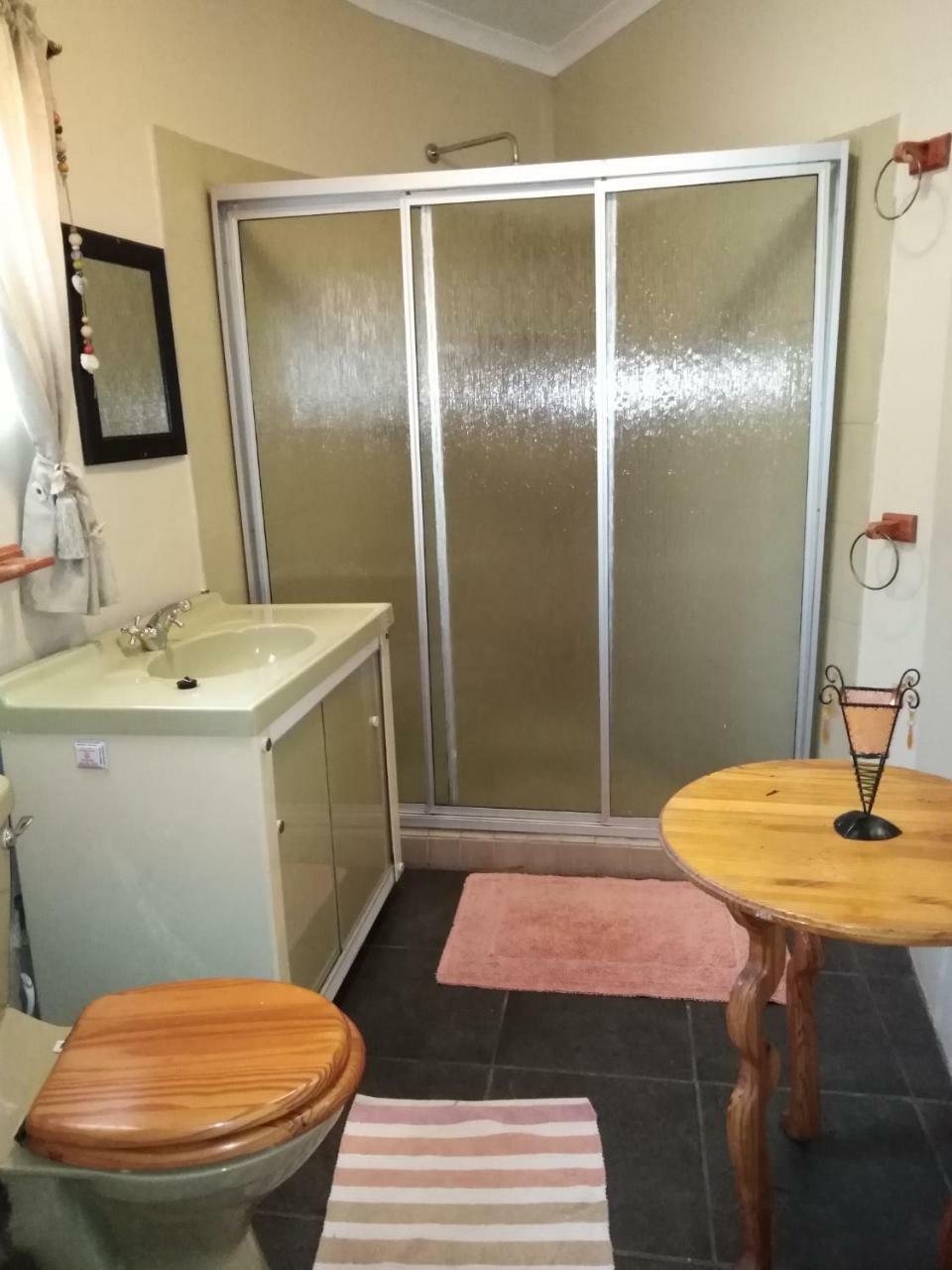 Khokha Moya Guesthouse Ermelo Eksteriør bilde